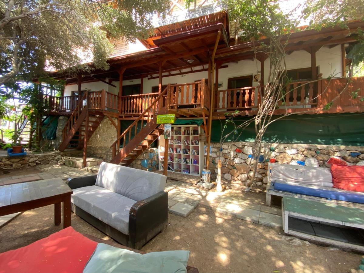 Casa Roja Apartment Cedit Ngoại thất bức ảnh